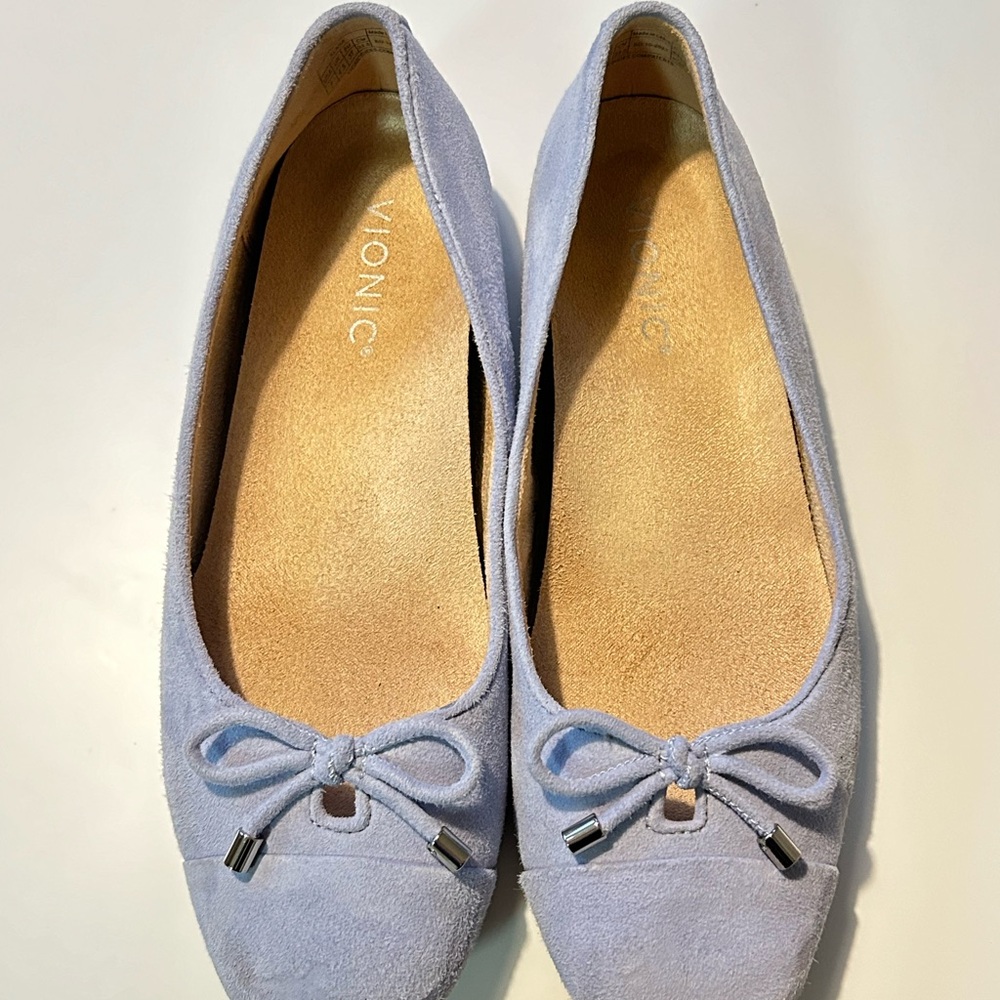 Vionic Women's Light Blue Suede Flats with Bow